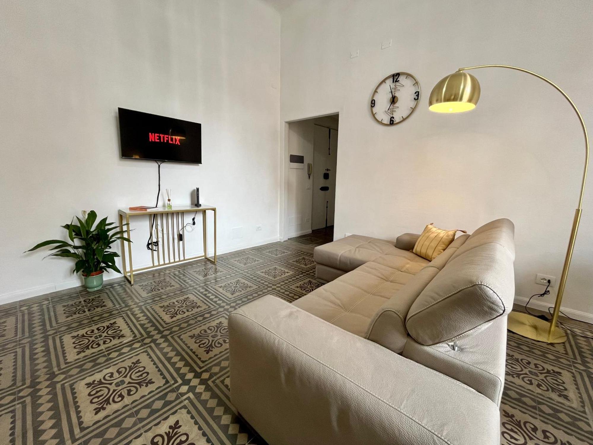 Ca Nell'umbertino - A 150 Mt Dalla Stazione Appartement *